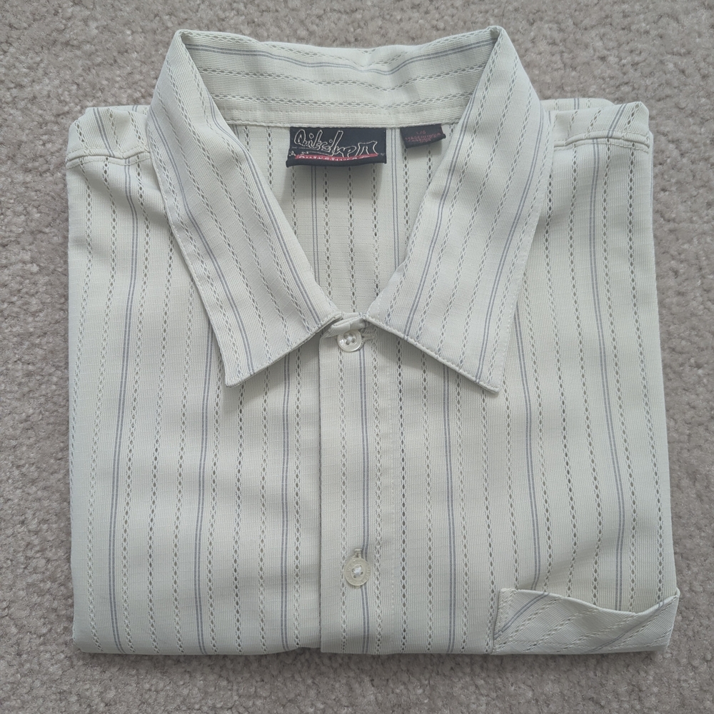 Quiksilver Men's Short Sleeve Button Down Shirt